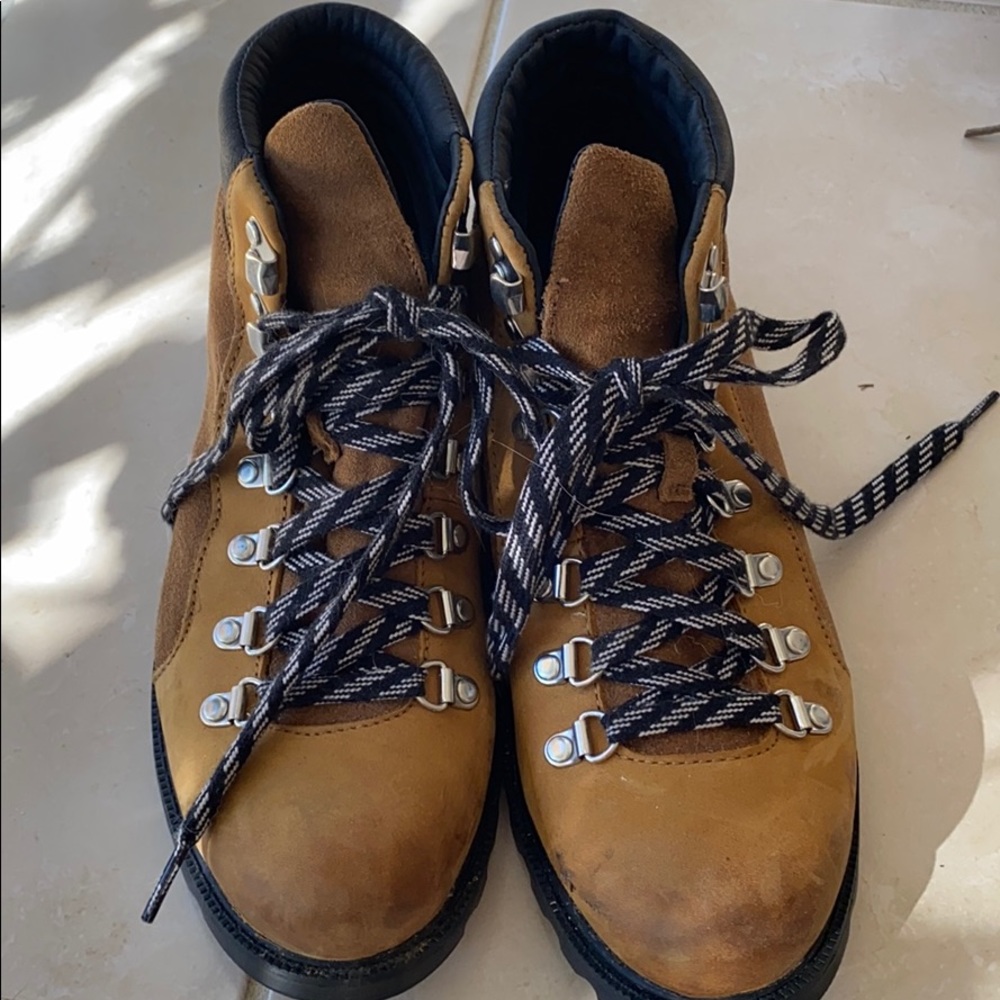 Sorel Ainsley Conquest Boot